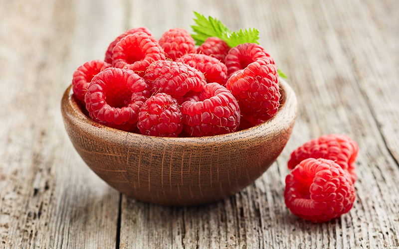 NARBA berry facts naming fresh raspberries in bowl